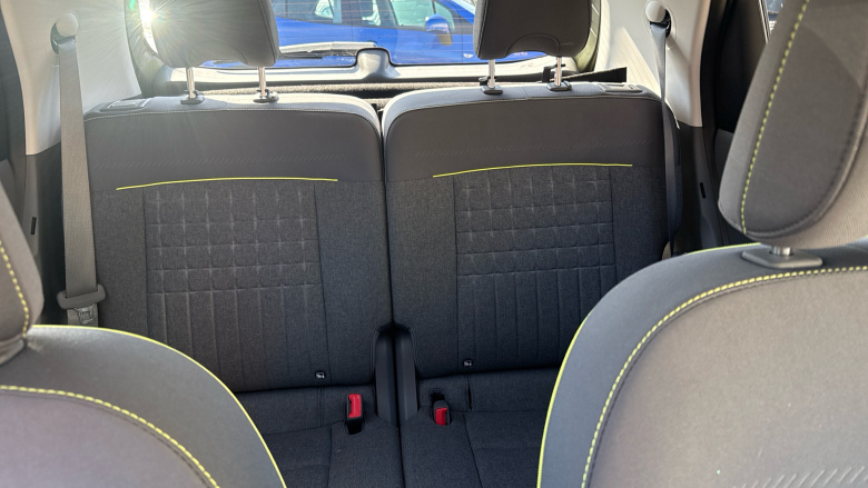 Hyundai INSTER 85kW Cross 49kWh 5dr Auto Electric Hatchback